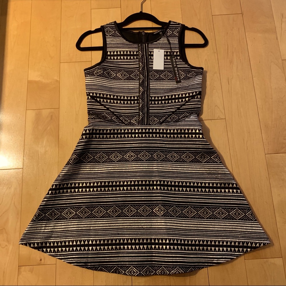 Miss Behave dress size 14, NWT